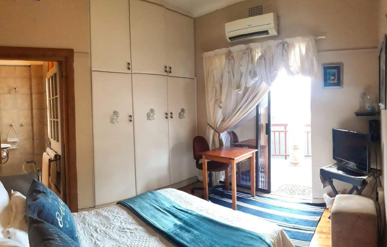 Bayview Guest House Amanzimtoti Exteriör bild